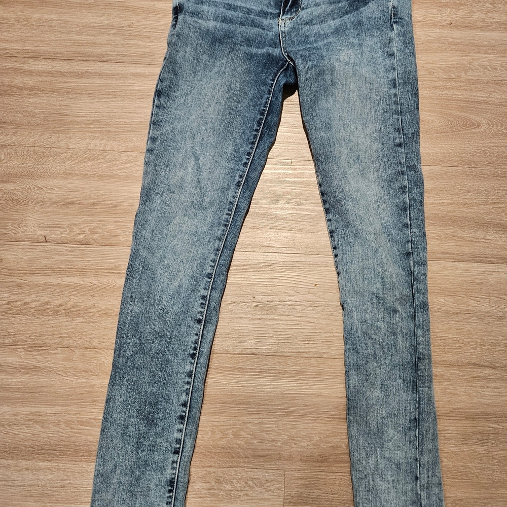Arizona Jean Company Light Blue Skinny Jeans